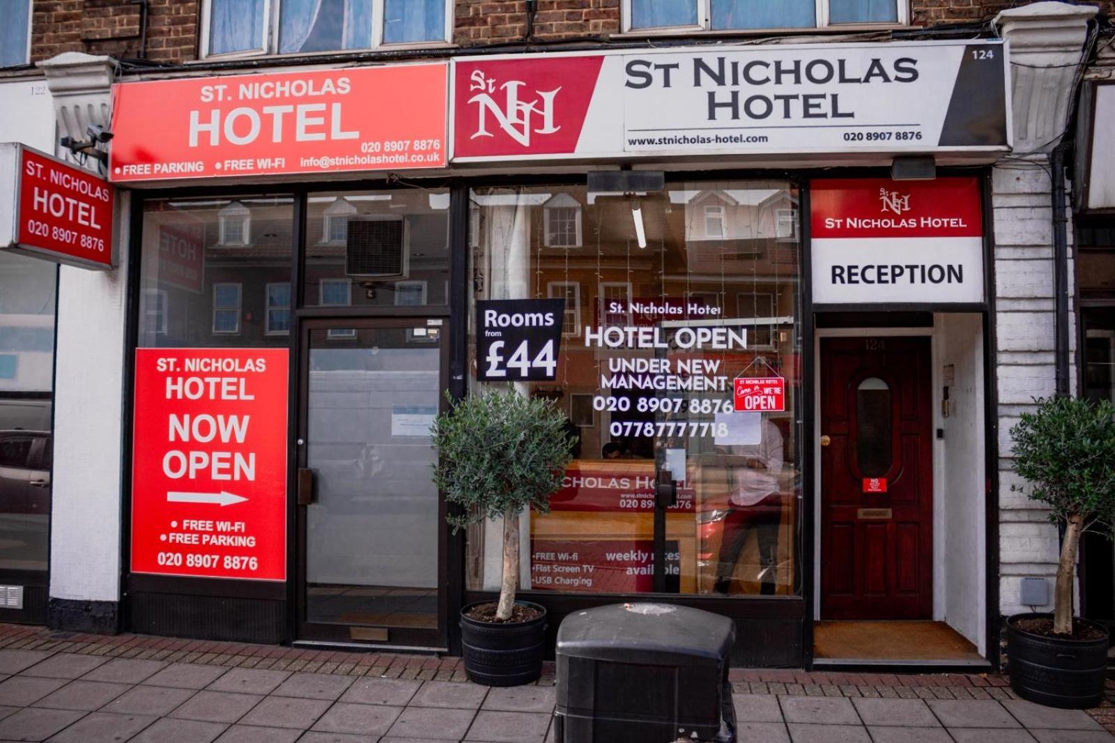 St Nicholas Hotel Гарроу Екстер'єр фото